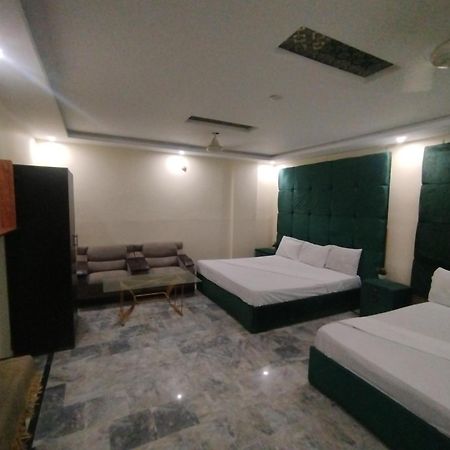 Hotel Crown Plaza, Near Karachi Airport, Darul Sehat Hospital, Dow, Agha Khan And Liaqat Hospital Dış mekan fotoğraf