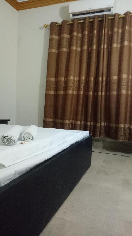 Hotel Crown Plaza, Near Karachi Airport, Darul Sehat Hospital, Dow, Agha Khan And Liaqat Hospital Dış mekan fotoğraf