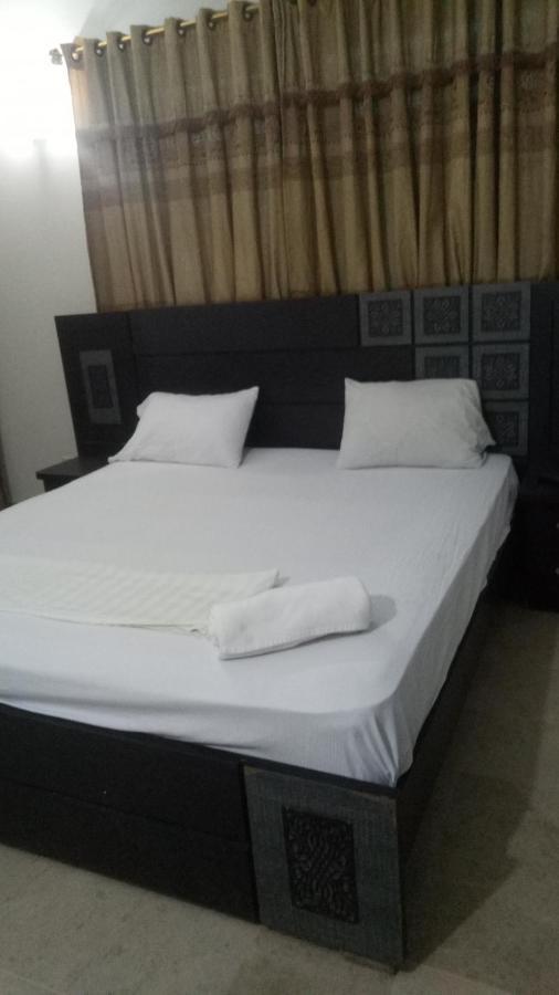 Hotel Crown Plaza, Near Karachi Airport, Darul Sehat Hospital, Dow, Agha Khan And Liaqat Hospital Dış mekan fotoğraf