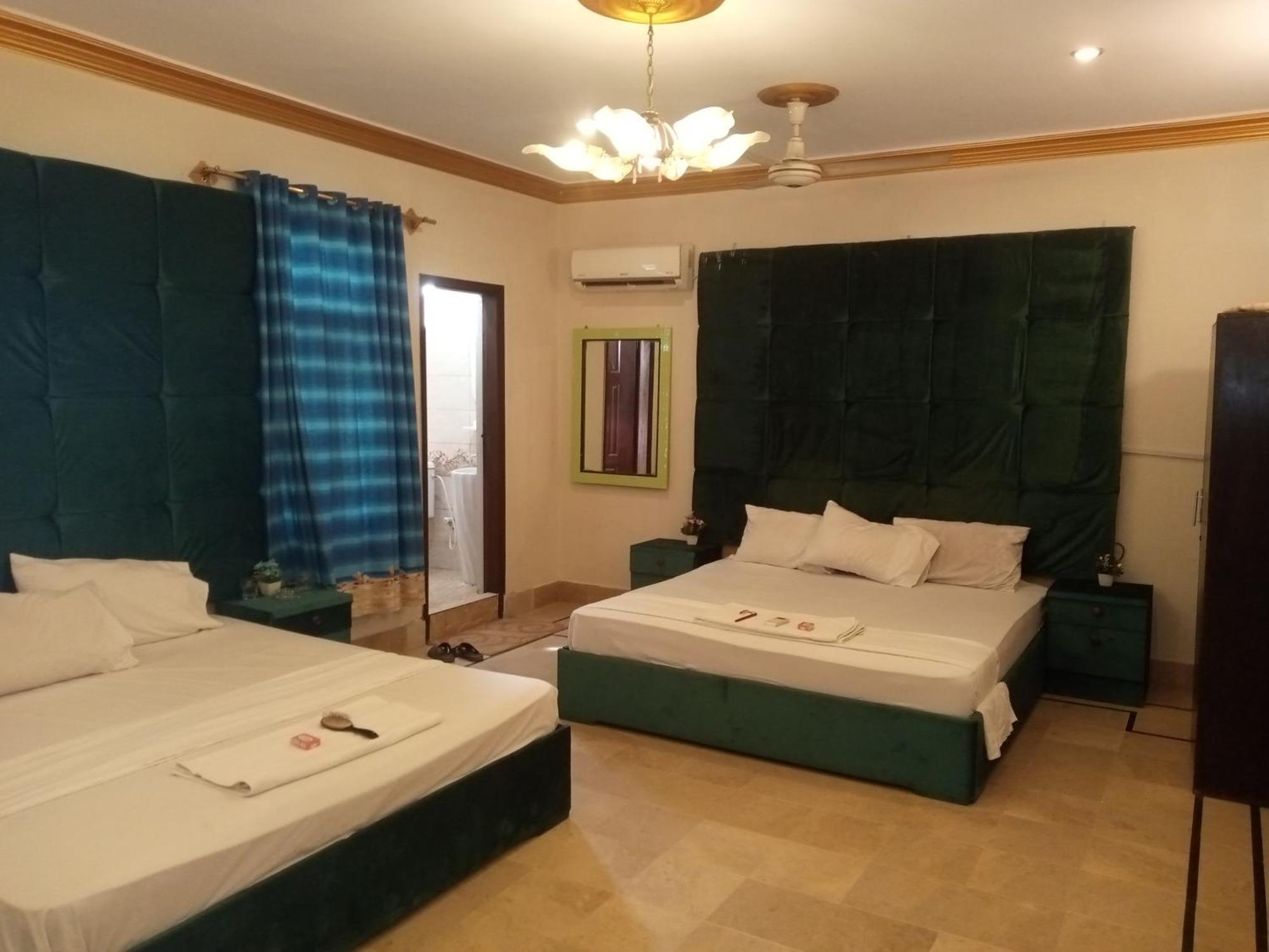 Hotel Crown Plaza, Near Karachi Airport, Darul Sehat Hospital, Dow, Agha Khan And Liaqat Hospital Dış mekan fotoğraf