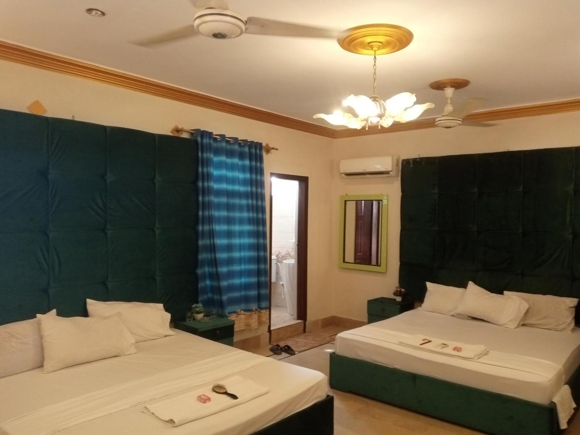 Hotel Crown Plaza, Near Karachi Airport, Darul Sehat Hospital, Dow, Agha Khan And Liaqat Hospital Dış mekan fotoğraf