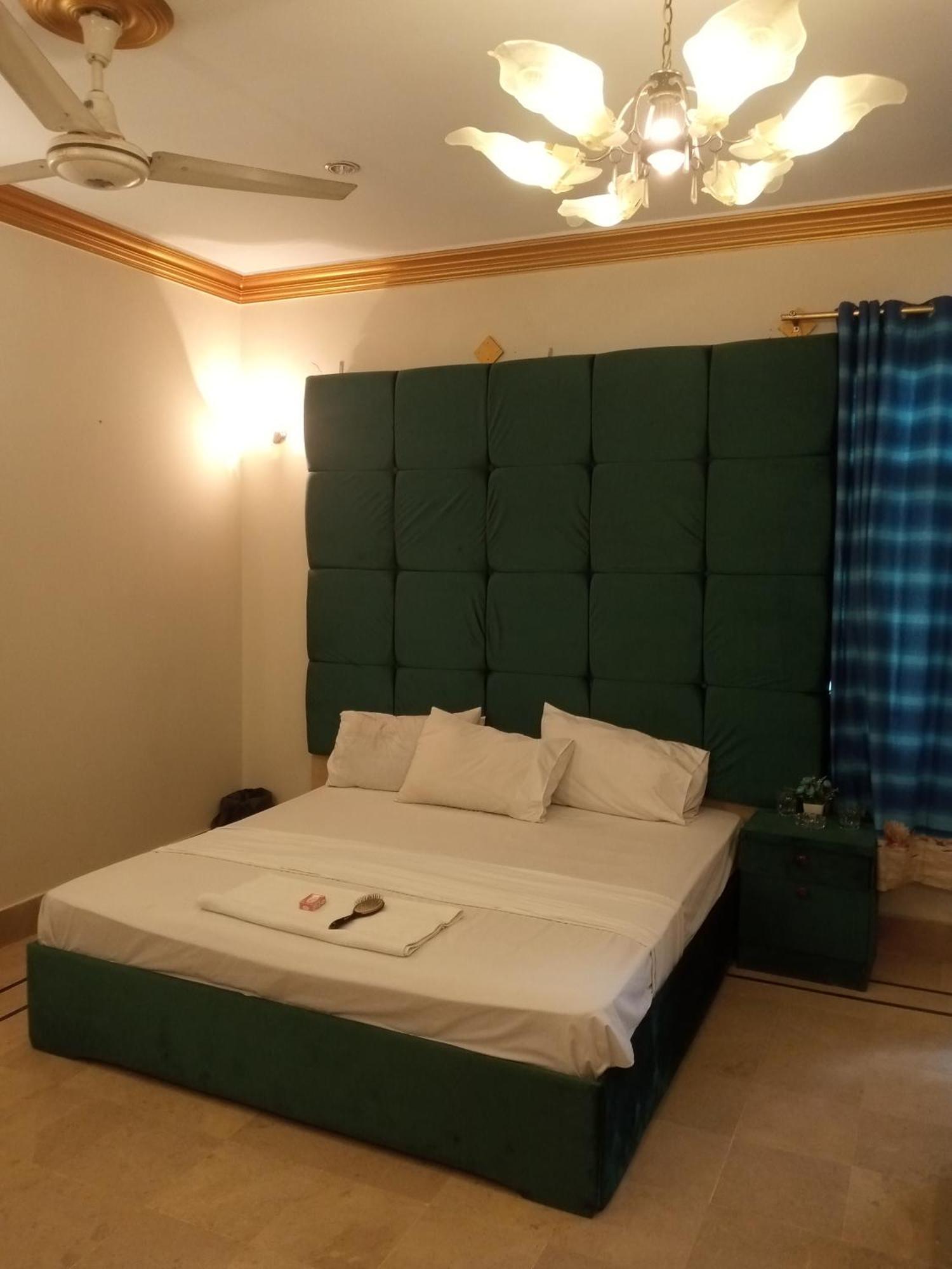 Hotel Crown Plaza, Near Karachi Airport, Darul Sehat Hospital, Dow, Agha Khan And Liaqat Hospital Dış mekan fotoğraf