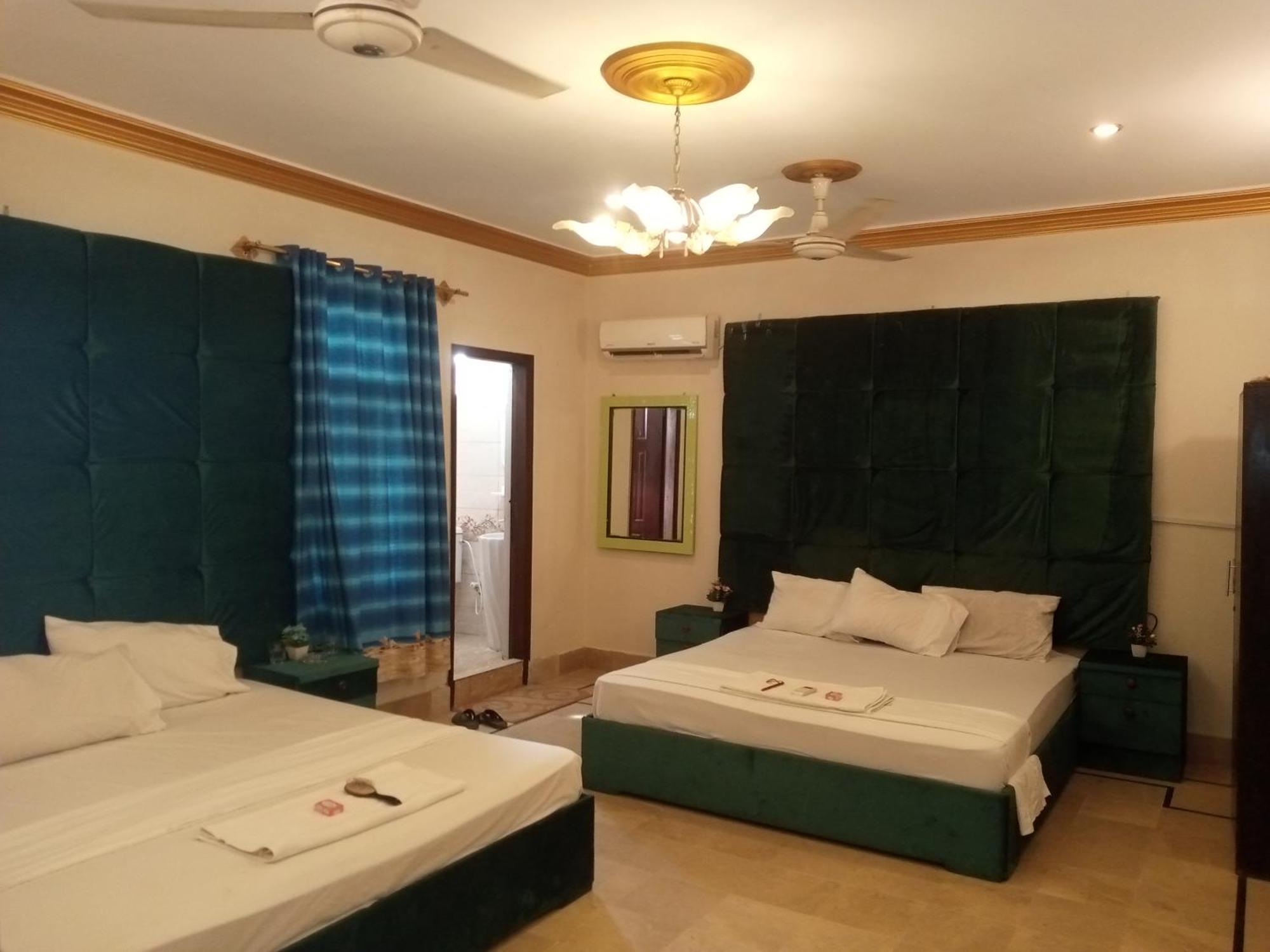 Hotel Crown Plaza, Near Karachi Airport, Darul Sehat Hospital, Dow, Agha Khan And Liaqat Hospital Dış mekan fotoğraf