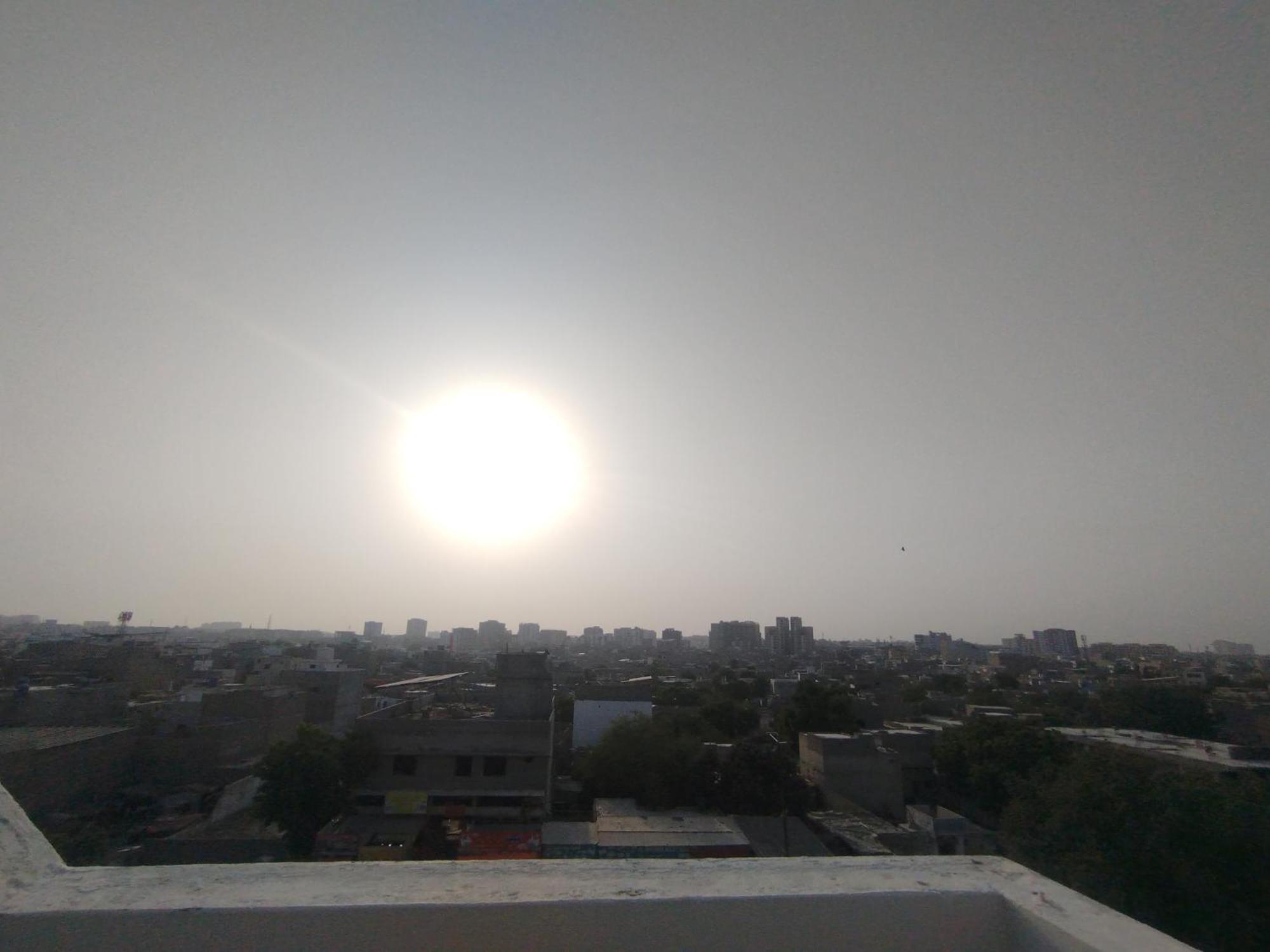 Hotel Crown Plaza, Near Karachi Airport, Darul Sehat Hospital, Dow, Agha Khan And Liaqat Hospital Dış mekan fotoğraf