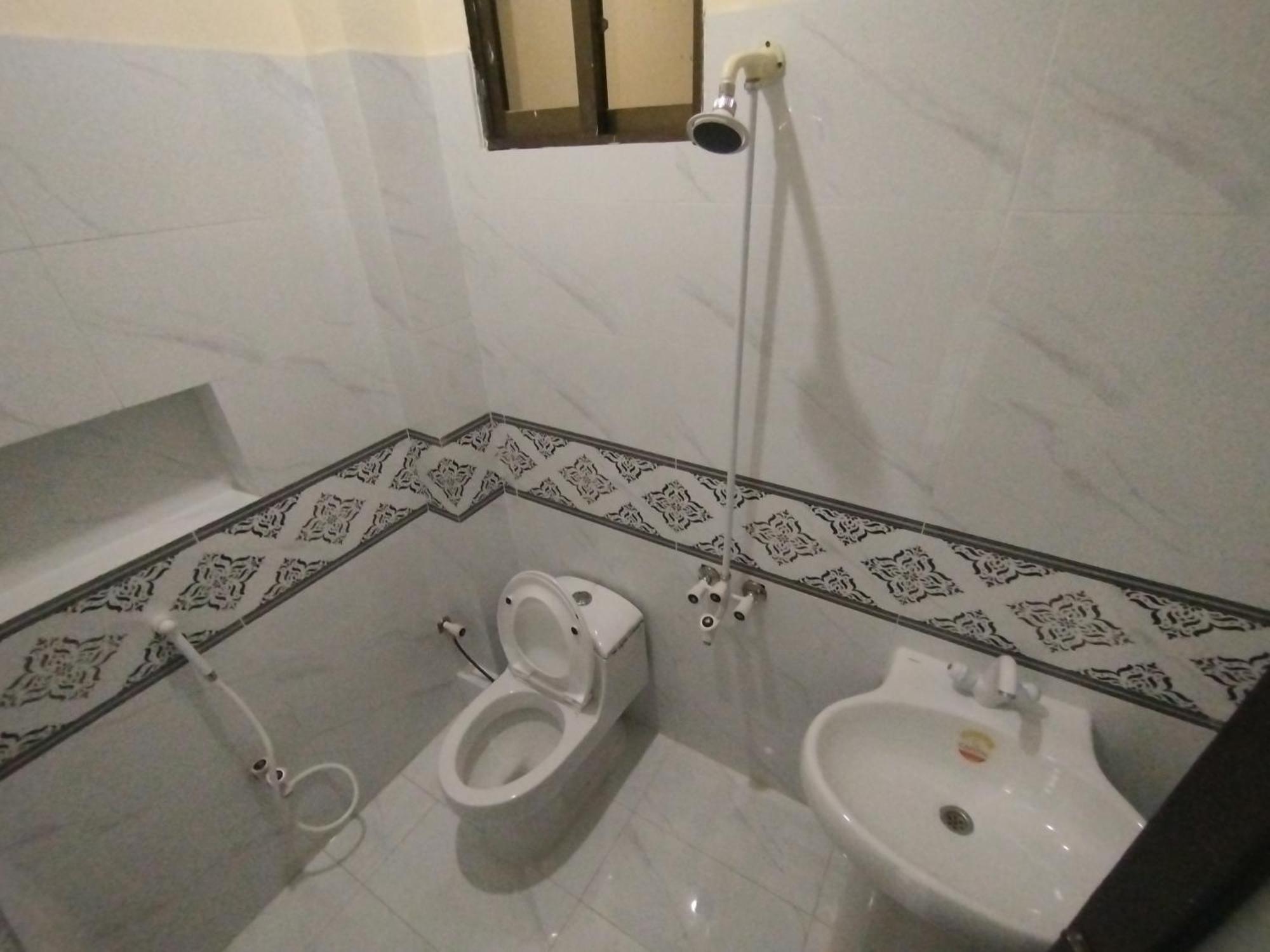 Hotel Crown Plaza, Near Karachi Airport, Darul Sehat Hospital, Dow, Agha Khan And Liaqat Hospital Dış mekan fotoğraf