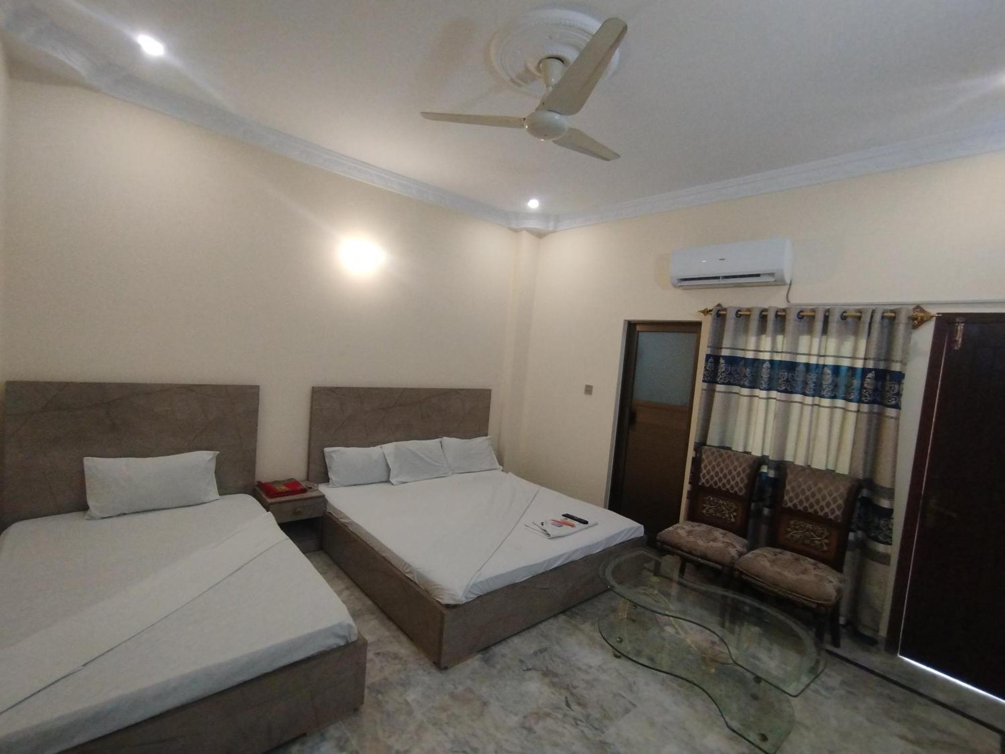 Hotel Crown Plaza, Near Karachi Airport, Darul Sehat Hospital, Dow, Agha Khan And Liaqat Hospital Dış mekan fotoğraf